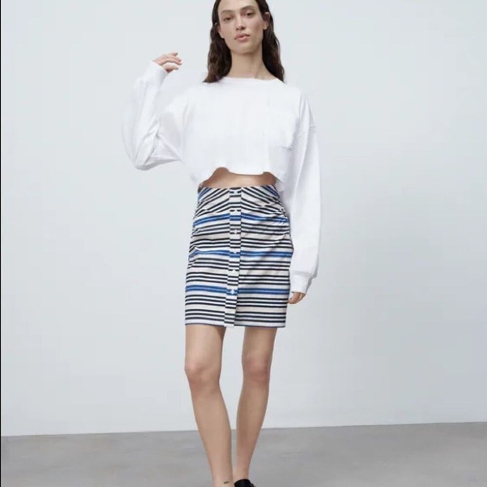 Zara CONTRAST DRESS WITH CUT-OUT DETAIL - Picture 6 of 15